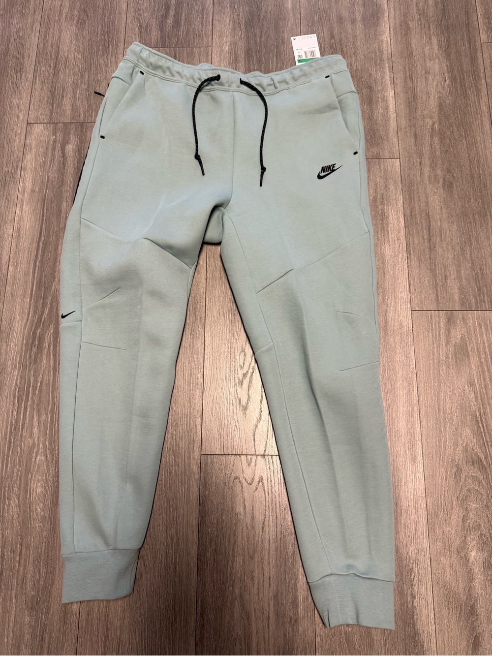 Nike Sportswear Tech Fleece Joggers Size XL Pants Slim Fit Taper HV0959-017 New
